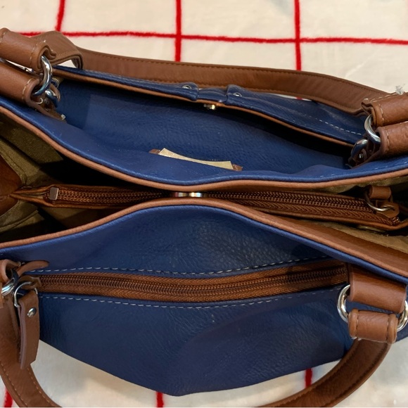 Alfred Dunner Leather Shoulder Bag - Picture 7 of 11